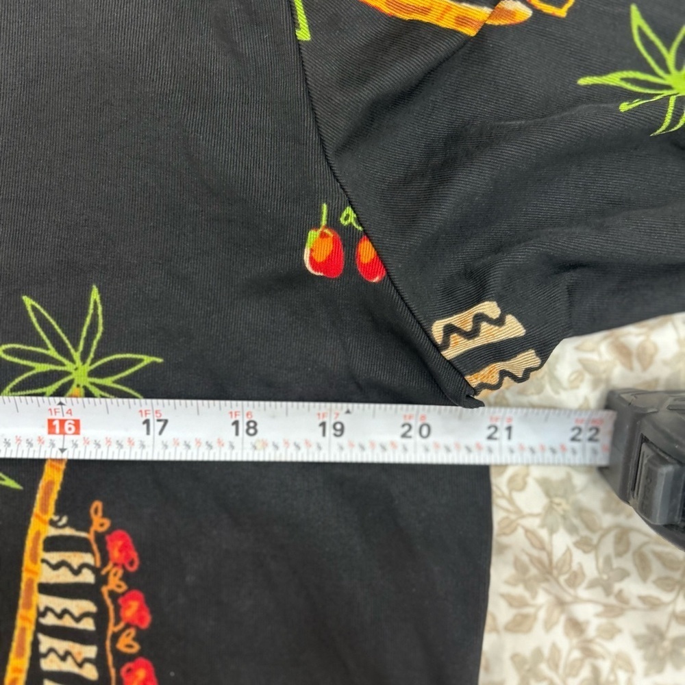 Chico’s travelers slinky knit button cardigan artsy tropical print sz.2 resort - Picture 5 of 7